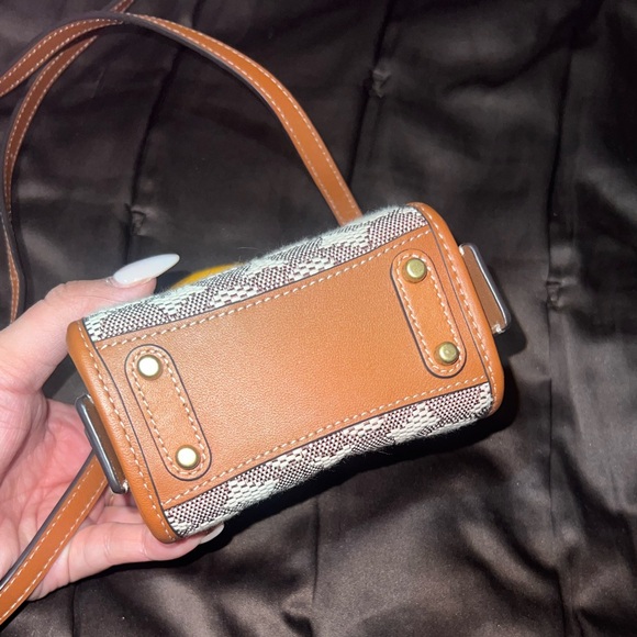 Mini Coach bag - Picture 11 of 12